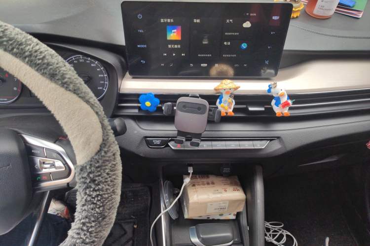 Used Geely Auto Vision X3 2021 PRO 1.5L CVT Deluxe Model
