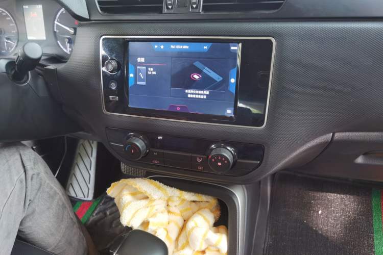 Used Qoros 5 2018 Revised Version 1.6T Automatic Leading Edition Audio And AC Panel