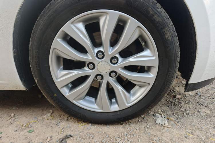 Used Buick GT 2018 15T Dual-Clutch Elite Model China V Standard
