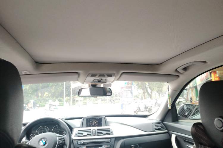 Used BMW 3 Series GT 2016 320i Fashion Model Headliner
