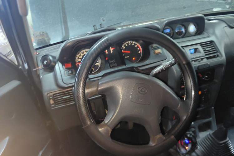 Used Leopaard Heijingang 2013 2.2L Manual 4x4 Standard Edition