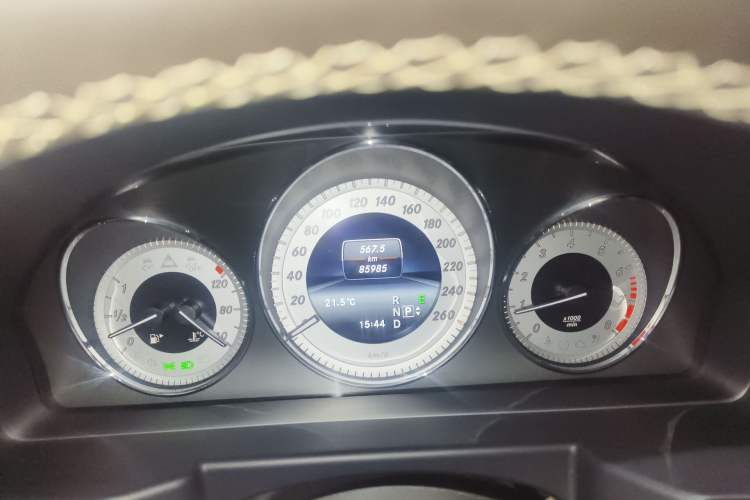 Used Mercedes-Benz GLK-Class 2013 Facelift GLK 300 4MATIC Luxury Edition Instrument Cluster
