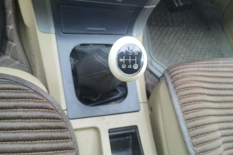 Used Haval H5 Classic 2010 European-style Edition 2.4L Four-Wheel Drive Comfort Model
