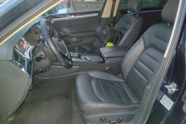 Used Volkswagen Phideon 2018 Revised Version 380TSI Two-Wheel Drive Business Edition