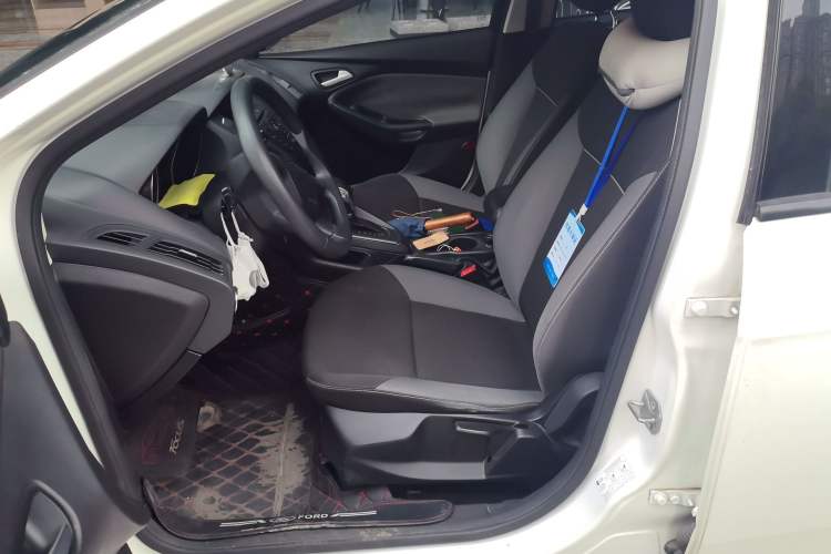 Used Ford Focus 2012 Hatchback 1.6L Automatic Comfort Model Left Front Seat