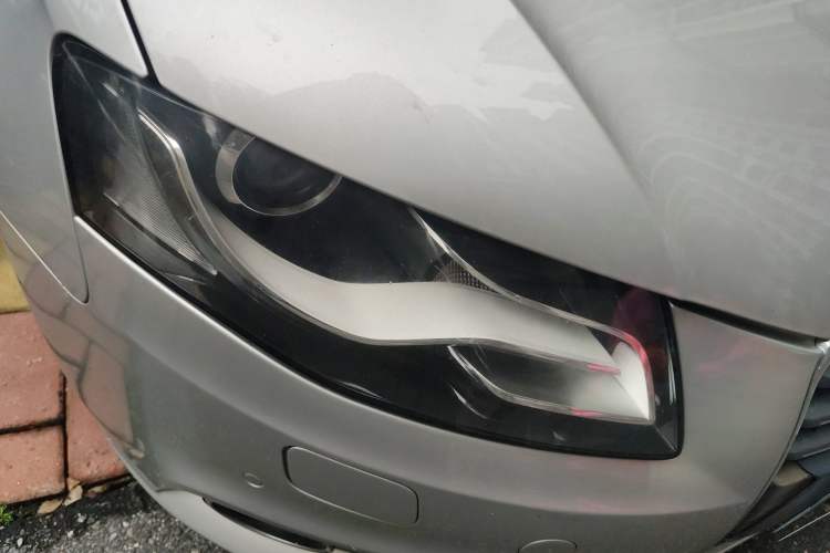 Used Audi A4L 2012 2.0 TFSI automatic standard version