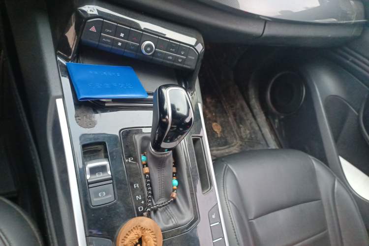 Used Wey VV7 2017 2.0T Luxury Model
