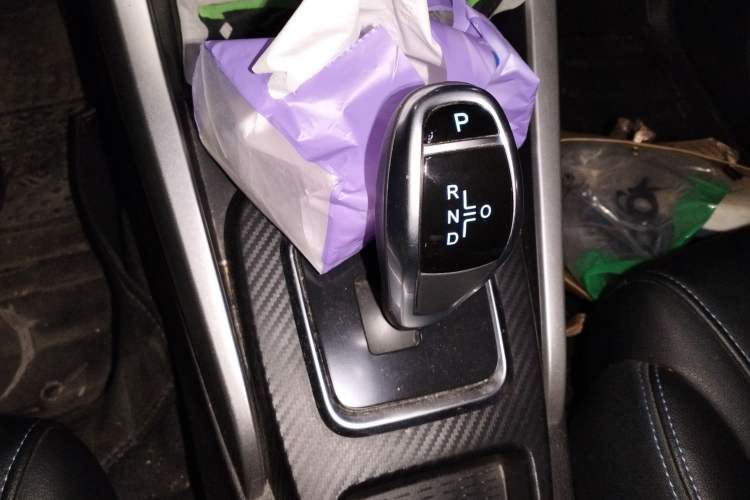 Used BYD Yuan New Energy 2019 EV360 Smart Connect Leading Model Gear Lever