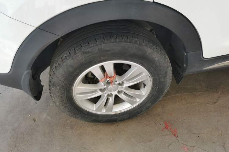 Used Kia Sportage R 2015 2.0L Automatic Two-Wheel Drive GL Right Rear Wheel Hub