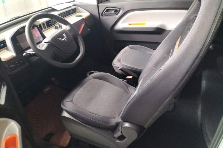 Used Wuling Hongguang MINIEV 2021 Macaron Premium Model – Lithium Iron Phosphate
