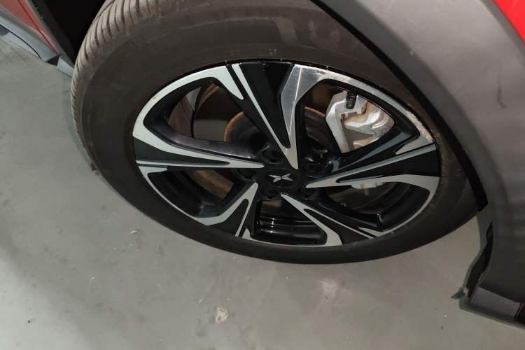 Used XPeng G3 2020 520 Smart Edition Left Front Wheel Hub