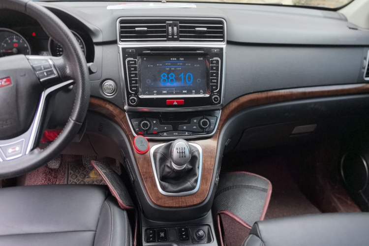 Used Haval H6 2015 Revised Version Sport Edition 1.5T Manual 4x4 Elite Trim Audio And AC Panel