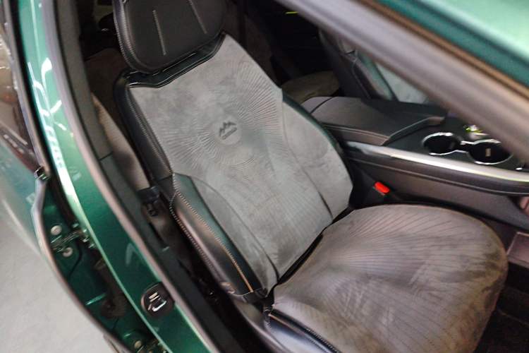 Used Cadillac XT5 2025 2.0T Prestige Version