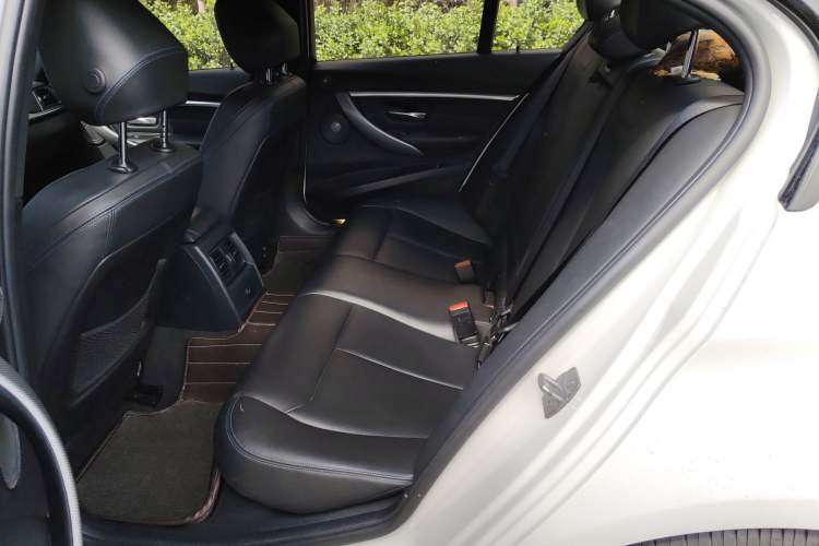 Used BMW 3 Series 2018 320i M Sport Night Edition
