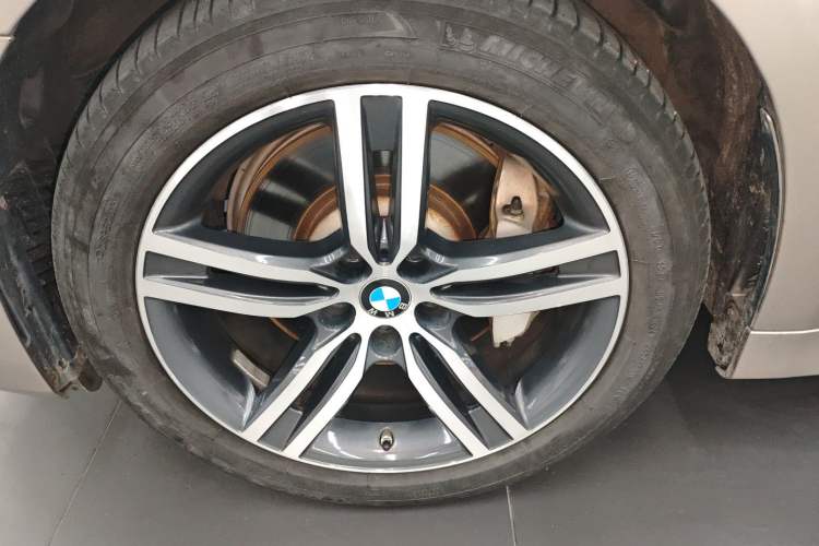 Used BMW 5 Series 2022 Updated 530Li Leading Edition Luxury Package Exterior 4