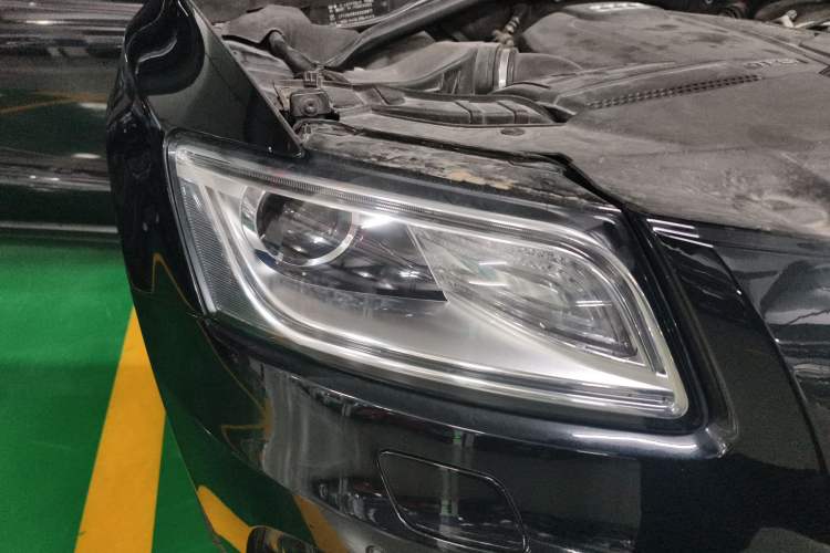 Used Audi Q5 2016 40 TFSI Technology Edition Right Front Headlight