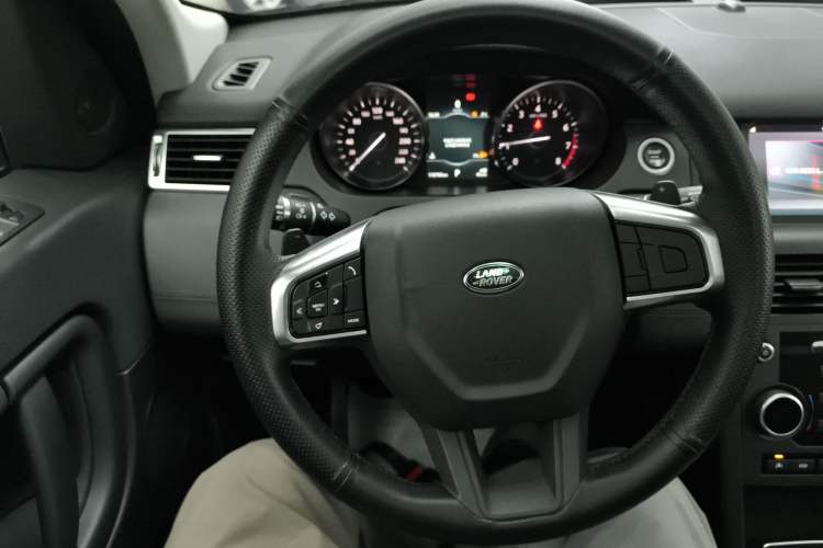 Used Land Rover Discovery Sport 2017 2.0T PURE