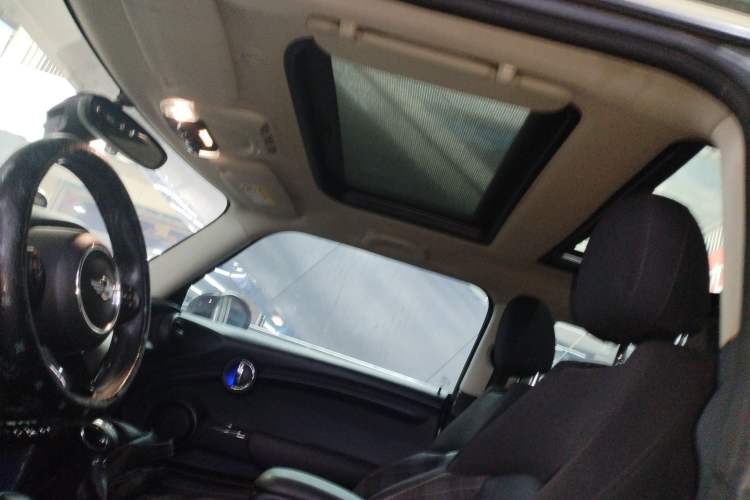 Used MINI 2016 1.5T COOPER Headliner
