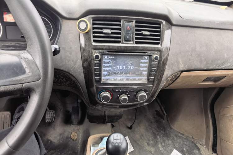 Used Wuling Rongguang 2014 1.2L S Standard Model
