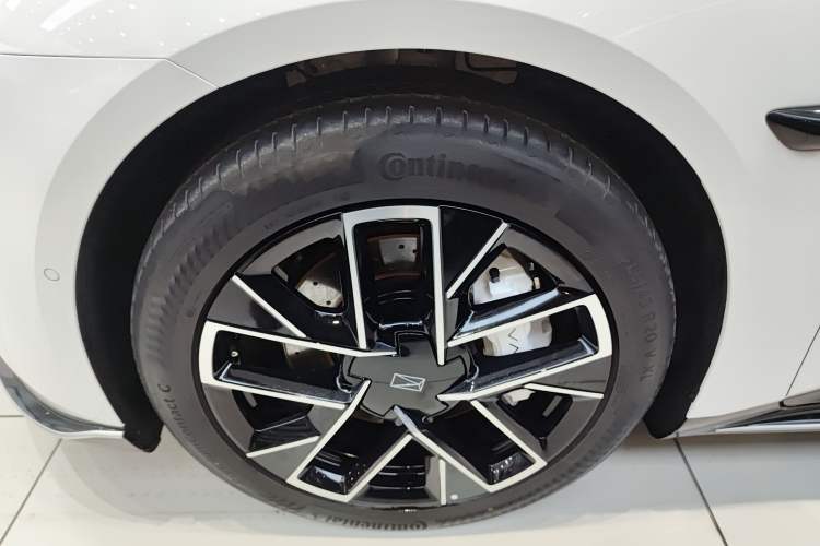 Used Avatr 06 2025 Ultra Pure Electric Edition