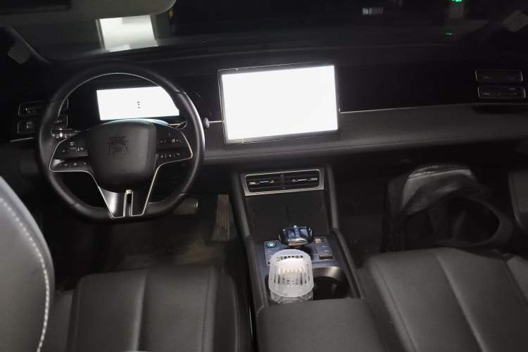 Used BYD Qin L 2024 DM-i 80KM Beyond Model
