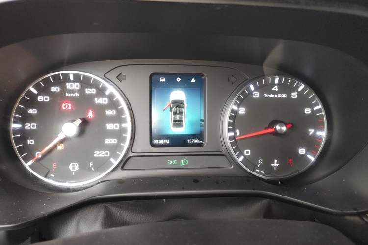 Used Roewe i5 2021 1.5L Manual Platinum Edition