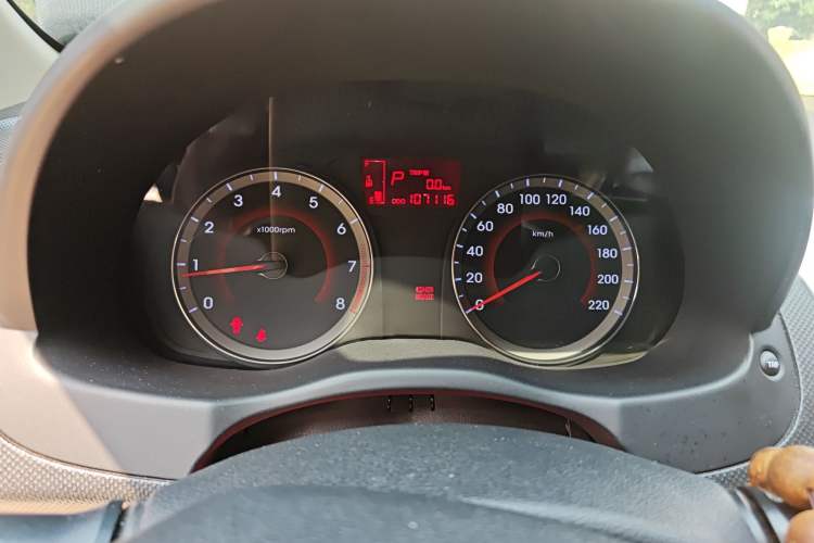 Used Hyundai Verna (older generation) 2014 1.4L Automatic Leading-Edge GLX
