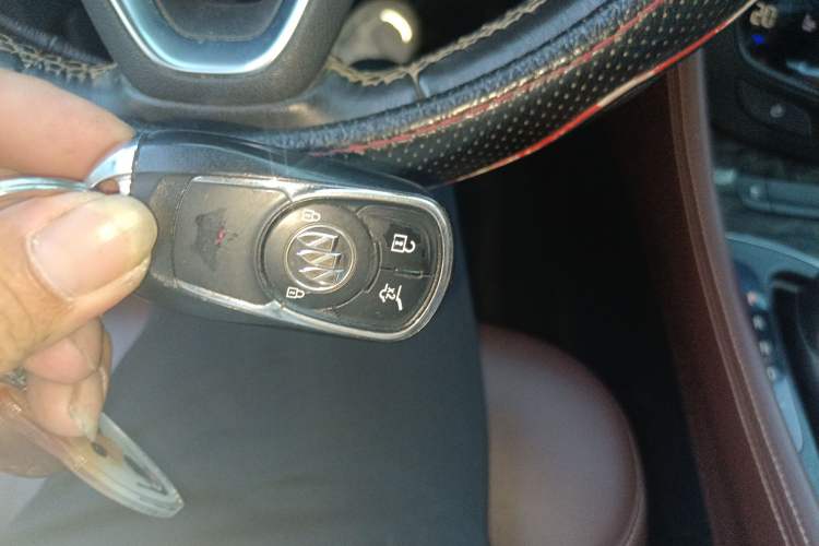 Used Buick Envision 2014 28T Four-Wheel Drive Elite Model Vehicle Key