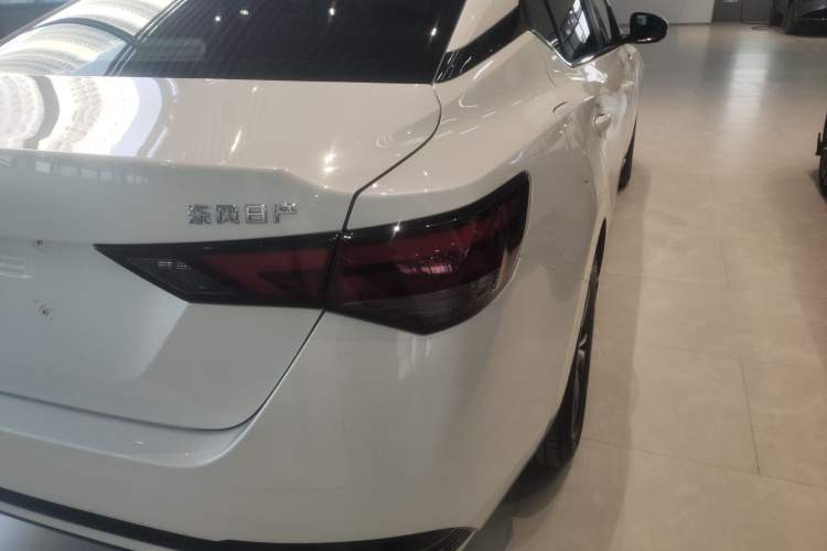 Used Nissan Sylphy 2023 Revised 1.6L CVT Enjoyment Edition Exterior 3