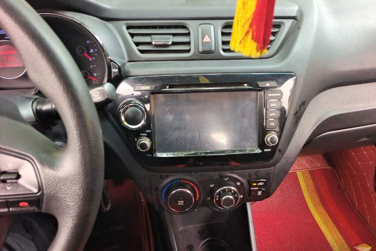 Used Kia K2 2011 Sedan 1.4L Manual Transmission GL
