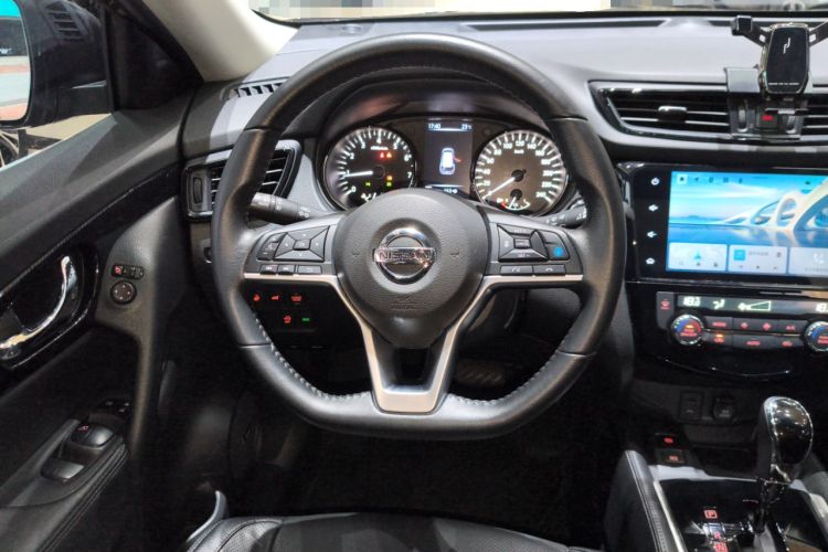 Used Nissan X-Trail 2021 2.5L CVT 4WD XL ITS Luxury Commemorative Edition Steering Wheel