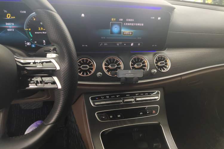 Used Mercedes-Benz E-Class 2021 Restyled E 300 L Sport Luxury Edition Audio And AC Panel