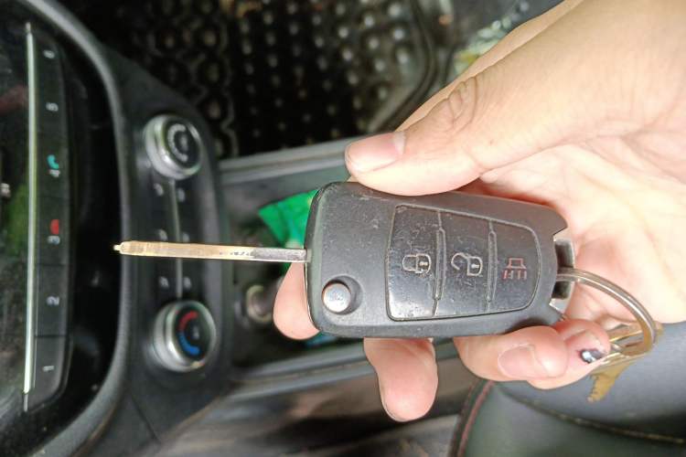 Used Haval H1 2015 1.5L Manual Luxury Model
