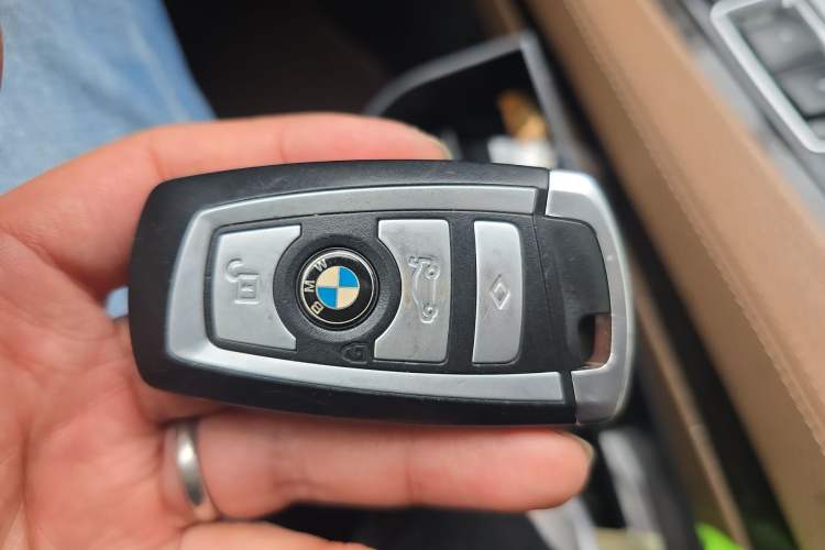 Used BMW 7 Series 2014 730Li Premium Edition Vehicle Key