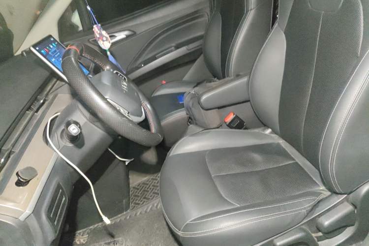 Used NETA V 2021 Long-Range Entertainment Edition Upgrade Model