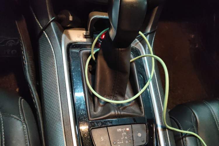 Used Peugeot 408 2019 350THP Automatic Luxury Edition China V Standard Gear Lever