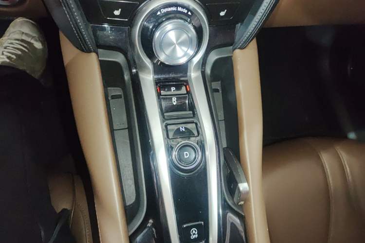 Used Acura CDX 2016 1.5T Two-Wheel Drive Deluxe Edition