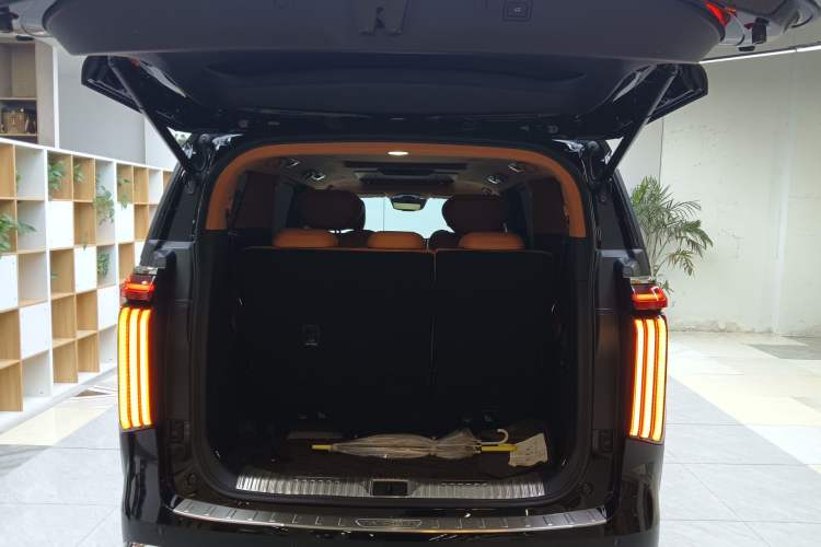 Used Wey Gaoshan 2025 Four-Wheel Drive Alpine 8
