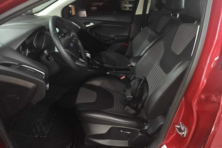 Used Ford Focus 2017 Sedan EcoBoost 180 Automatic Elite Model