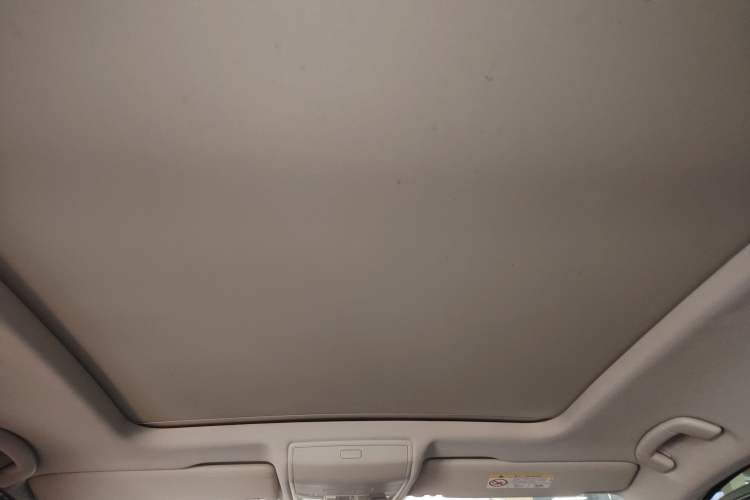 Used Volkswagen Tiguan L 2019 330TSI Automatic Two-Wheel Drive Panoramic Comfort Edition China VI Standard Headliner