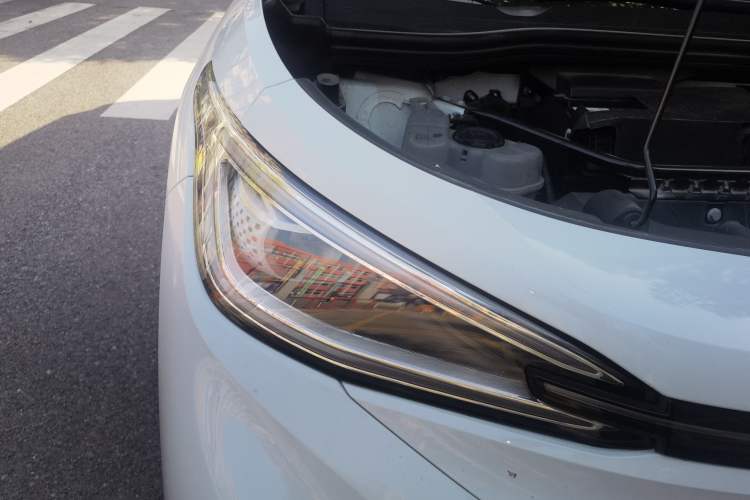 Used Volkswagen ID.4 X 2022 Pure Smart Edition Right Front Headlight