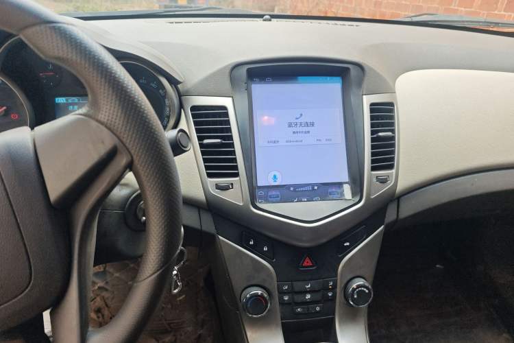 Used Chevrolet Cruze 2015 1.5L Classic SL MT