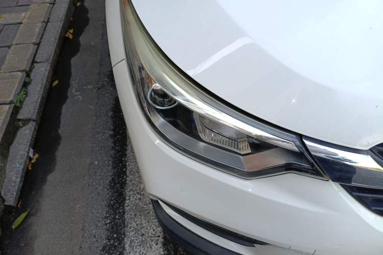 Used FAW Junpai D60 2017 1.5L Manual Standard Edition Right Front Headlight