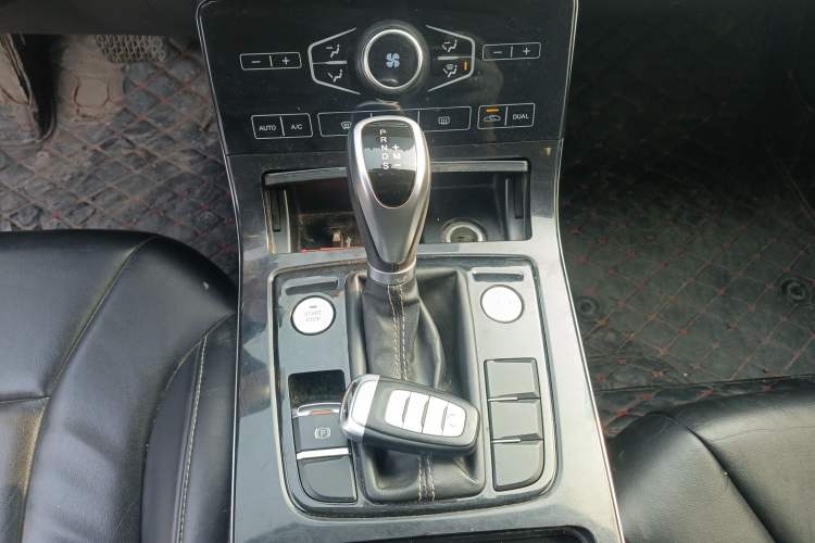 Used Hongqi H5 2019 30TD Dynamic Edition