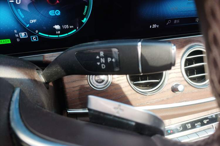 Used Mercedes-Benz E-Class New Energy 2022 Second Facelift E 350 e L Plug-in Hybrid Sedan
