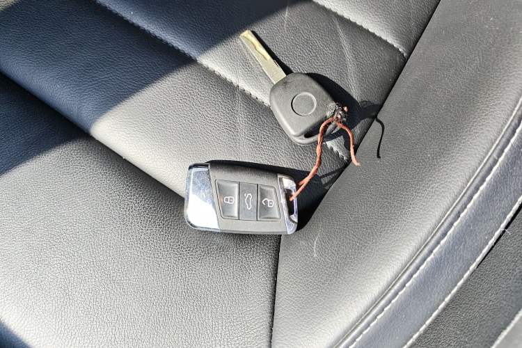 Used Volkswagen Passat 2017 280TSI DSG Luxury Edition Vehicle Key