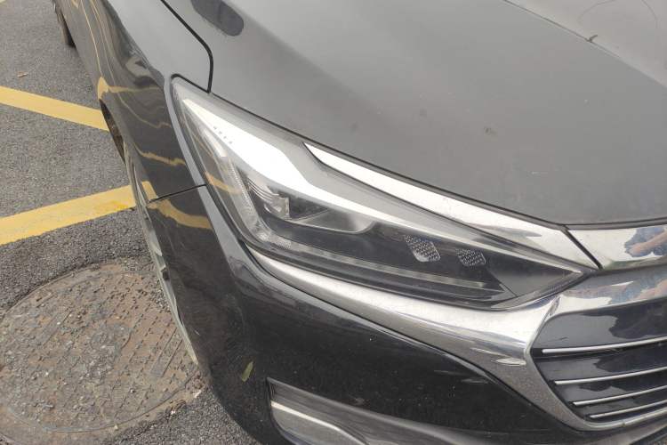 Used BAIC Beijing U7 2019 1.5T CVT Elite Version China VI Right Front Headlight