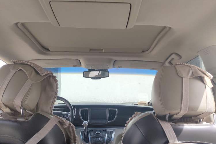 Used Buick GL8 2011 3.0L GT Luxury Business Haoya Edition
