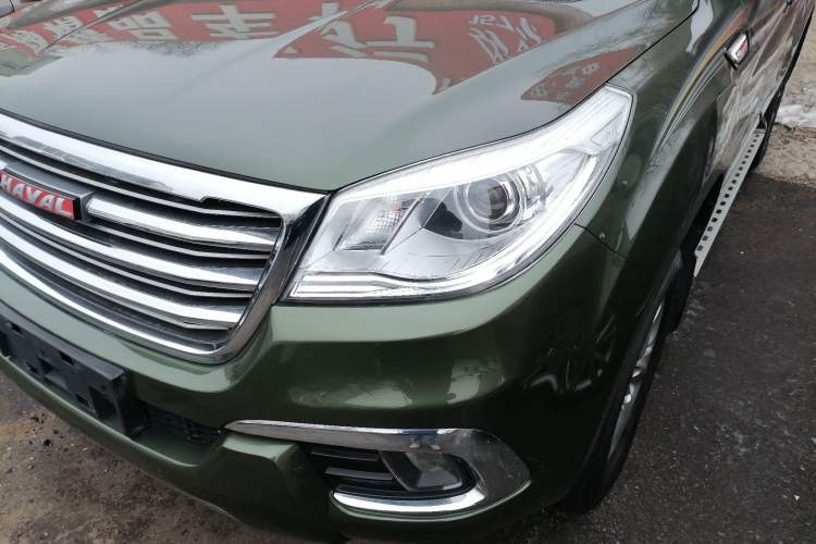Used Haval H9 2016 2.0T Four-Wheel Drive Elite Version 7 Seats
