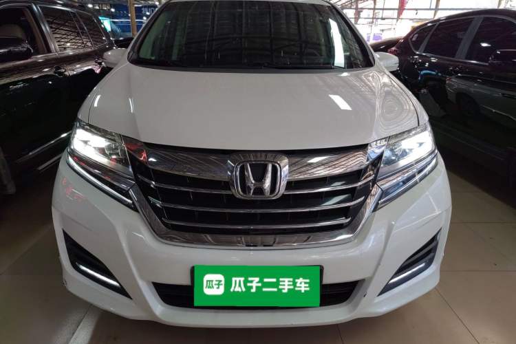 Used Honda Elysion 2016 2.4L Luxury Edition
